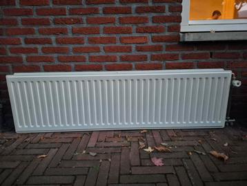 2 radiatoren type 20 40x145 cm beschikbaar voor biedingen