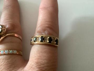 Vintage gouden ring edelstenen 5 Saffieren 8 Briljanten 14 k beschikbaar voor biedingen