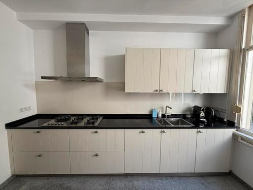 Nette keuken Siemens en Atag. 374cm breed, Huis en Inrichting, Keuken | Complete keukens, Gebruikt, Dubbelwandige keuken, Wit
