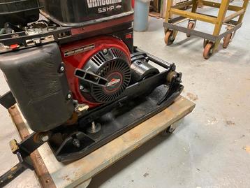 Trilplaat briddgs en stratton beschikbaar voor biedingen