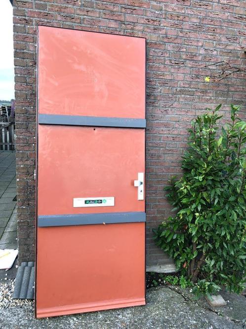 |massieve voordeur| massieve buitendeur| 232,5 X 92,5|, Doe-het-zelf en Verbouw, Deuren en Horren, Gebruikt, Buitendeur, 215 cm of meer