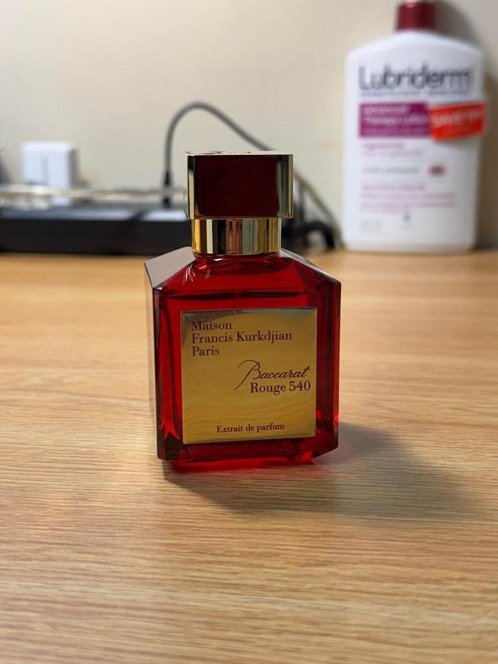 Maison Francis Kurkdijan Baccarat Rouge 540, Sieraden, Tassen en Uiterlijk, Uiterlijk | Parfum, Nieuw, Ophalen of Verzenden