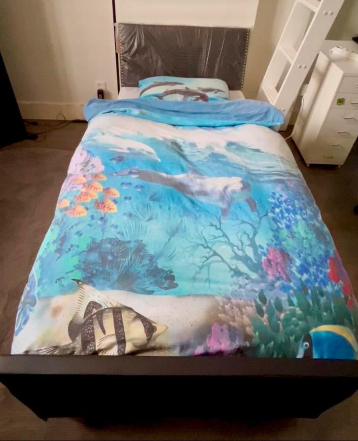 Gloednieuw 1 persoons bed + lattenbodem + hoofdbord, Huis en Inrichting, Slaapkamer | Bedden, Nieuw, Eenpersoons, 90 cm, 200 cm