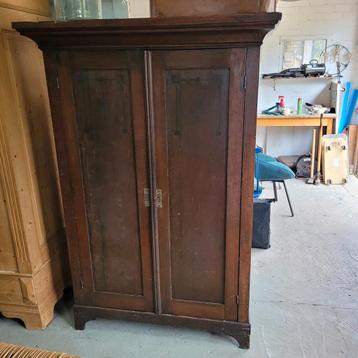 Brocante vintage oude tweedeurskast servieskast keukenkast  beschikbaar voor biedingen