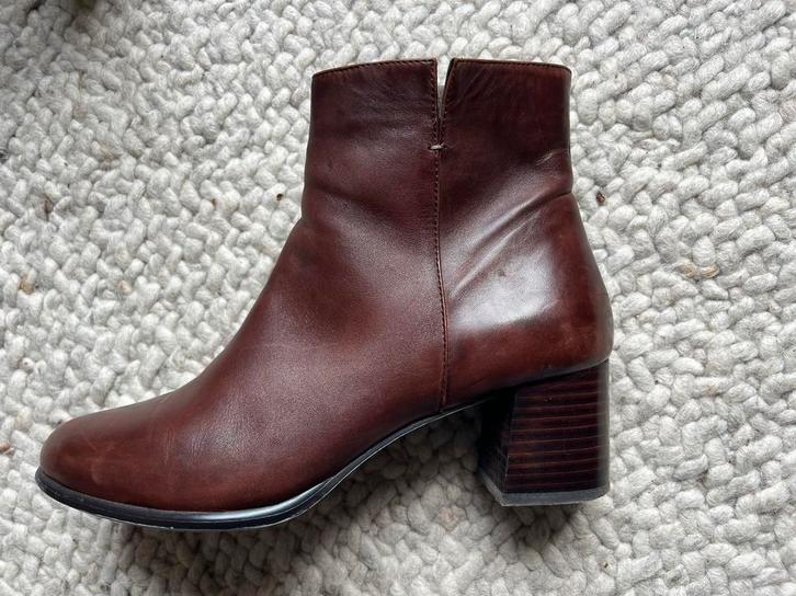 Bruine enkellaarsjes leer maat 40 Everybody by BzModa, Kleding | Dames, Schoenen, Zo goed als nieuw, Lage of Enkellaarzen, Bruin