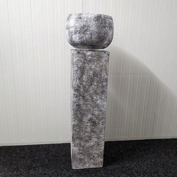 Diverse Sets - Zuil / Sokkel + Pot op voorraad (nieuw) beschikbaar voor biedingen