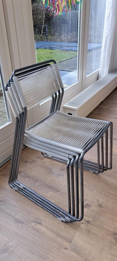 4 Vintage Lisa Norinder Spaghetti Stoelen, Huis en Inrichting, Stoelen, Gebruikt, Vier, Kunststof, Wit, Ophalen