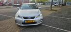 Lexus CT 200H 1.8 luxury.Mark Levinson!!, Origineel Nederlands, Te koop, Zilver of Grijs, 5 stoelen