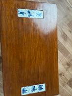 Vintage Antiek bijzettafeltje met delfsblauw tegeltje, Ophalen, Minder dan 50 cm, Vintage, Minder dan 50 cm