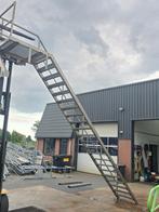 Stalen trap met bordes gegalv/rvs. Hoog 4.6mtr. Nob099, Ophalen, Zo goed als nieuw, 2 tot 4 meter
