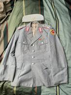 Vroege Bundeswehr artillerie tuniek na 1957 + officiers cap, Ophalen of Verzenden, Landmacht, Duitsland, Lintje, Medaille of Wings