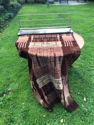 Mooie Wandkapstok - Vintage Stijl met wandkleed beschikbaar voor biedingen