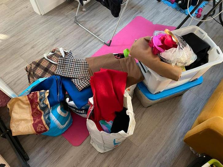 Grote partij stoffen, lappen, lapjes stof., Hobby en Vrije tijd, Stoffen en Lappen, Gebruikt, Overige materialen, 120 cm of meer