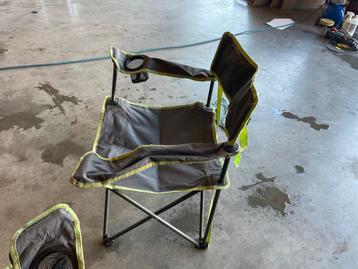 2 Inklapbare Vissersstoeltjes beschikbaar voor biedingen