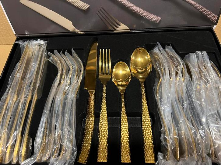 Partijhandel 10 x 24 delige luxe bestekset 6 kleuren / model, Huis en Inrichting, Keuken | Bestek, Nieuw, Rvs of Chroom, Ophalen of Verzenden