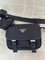 Prada Messenger Bag - Nieuw!, Sieraden, Tassen en Uiterlijk, Tassen | Damestassen, Ophalen of Verzenden, Nieuw, Zwart, Schoudertasje