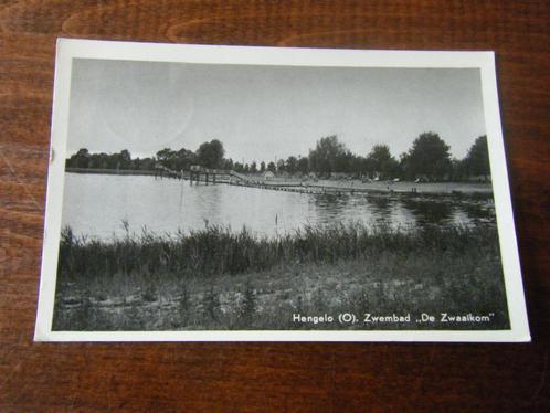 U28 - Hengelo O - Zwembad - 1956 - Mooie oude kaart, Verzamelen, Ansichtkaarten | Nederland, Overijssel, 1940 tot 1960, Ophalen of Verzenden