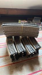 Te koop 50 gebogen rails van marklin 5100, Wisselstroom, Gebruikt, Rails, Ophalen of Verzenden