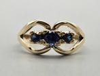 Gouden Vintage ring met edelsteen saffier. 2025/336, Blauw, ., Ophalen of Verzenden, .