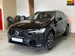 Volvo XC60 B4 R-Design Plus Dark - Panorama - 360camera - Me, Auto's, Gebruikt, Zwart, 4 cilinders, 1969 cc