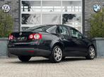 Volkswagen JETTA 1.6 TRENDLINE CLIMA - CRUISE - PDC - 17 INC, Gebruikt, 4 cilinders, Zwart, Handgeschakeld