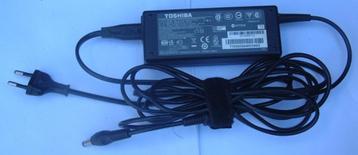 Lader Oplader Adapter Toshiba 19 Volt 3.95 AMP beschikbaar voor biedingen