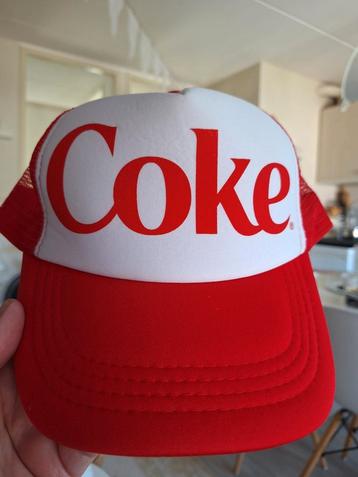 Coca Cola petje nieuw  beschikbaar voor biedingen