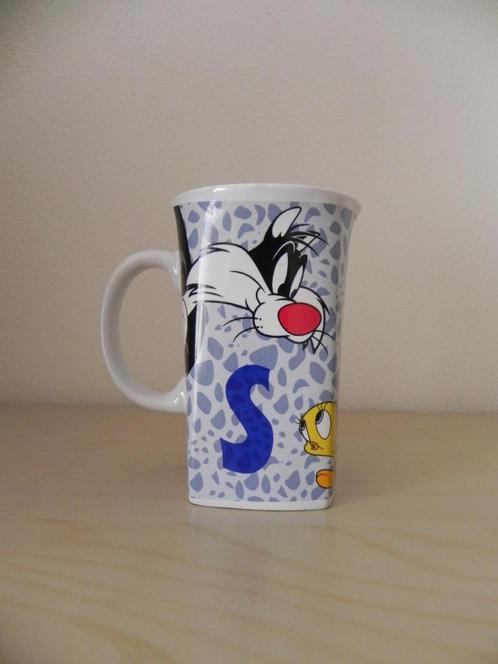 Looney Tunes mok beker uit 2000, Verzamelen, Stripfiguren, Zo goed als nieuw, Gebruiksvoorwerp, Looney Tunes, Ophalen