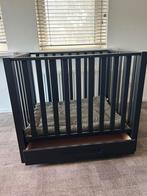 Baby box zwart met lade en groen boxkleed, Ophalen, Gebruikt, Rechthoekig, In hoogte verstelbaar