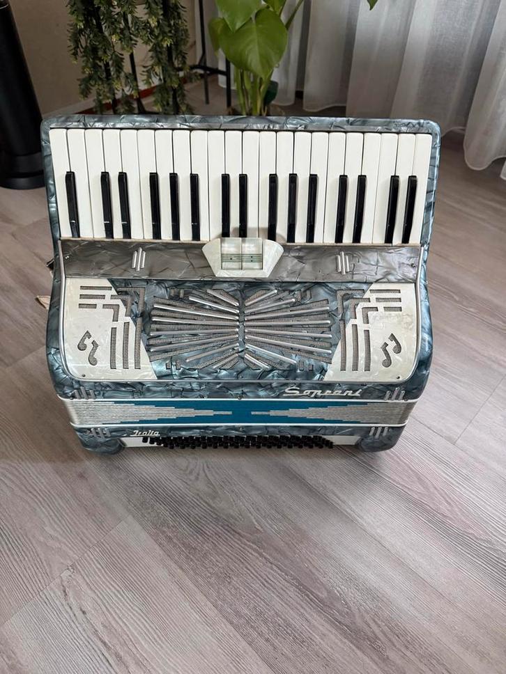Italia Soprani Toetsaccordeon - Goed Onderhouden, Muziek en Instrumenten, Accordeons, Gebruikt, Toetsaccordeon, Overige formaten
