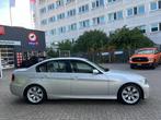 BMW 3-serie 320i High Executive, Achterwielaandrijving, Beige, 4 cilinders, 150 pk