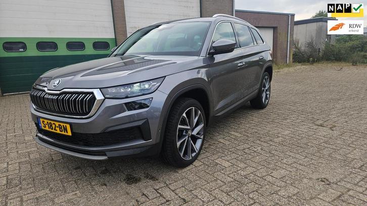 Skoda Kodiaq 1.5 TSI Business Edition Plus PRIJS NETTO EXPOR, Auto's, Skoda, Bedrijf, Te koop, Kodiaq, ABS, Achteruitrijcamera