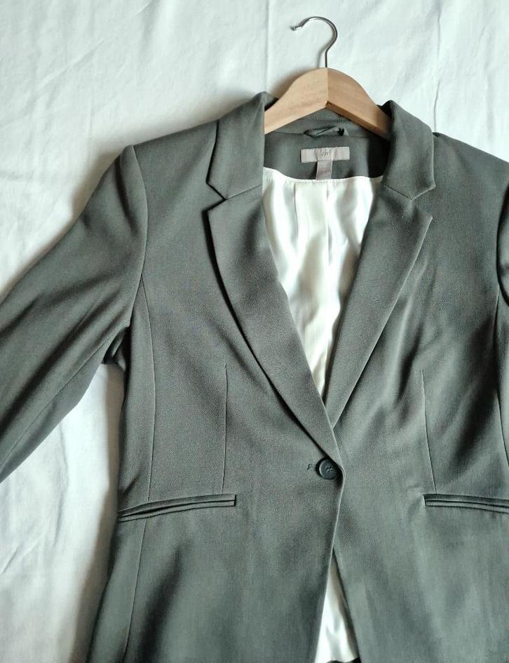 H&M groene jas nieuw maat 42, Kleding | Dames, Jasjes, Kostuums en Pakken, Nieuw, Maat 42/44 (L), Groen, Ophalen of Verzenden