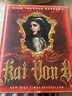 Kat Von D - High Voltage Tattoo, Ophalen of Verzenden, Zo goed als nieuw, Kat Von D