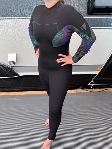 Brunotti Dames Wetsuit beschikbaar voor biedingen