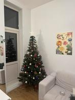 Kerstboom + decoratie, Ophalen, 50 tot 150 cm, Zo goed als nieuw, 10 tot 30 cm