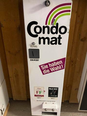 Condoom automaat beschikbaar voor biedingen