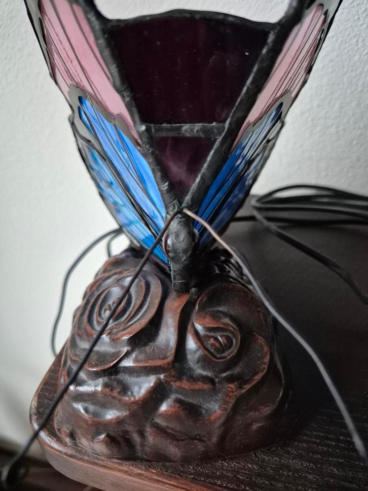 Tiffany vlinderlamp glas in lood, Huis en Inrichting, Lampen | Vloerlampen, Gebruikt, Minder dan 100 cm, Glas, Ophalen