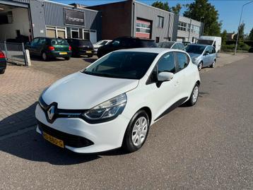 Renault Clio 0.9 TCE 5-DRS 2015 Wit | NETTE AUTO beschikbaar voor biedingen