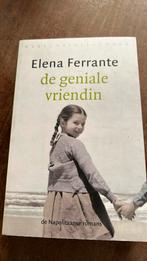 Elena Ferrante - De geniale vriendin, Boeken, Elena Ferrante, Ophalen of Verzenden, Zo goed als nieuw