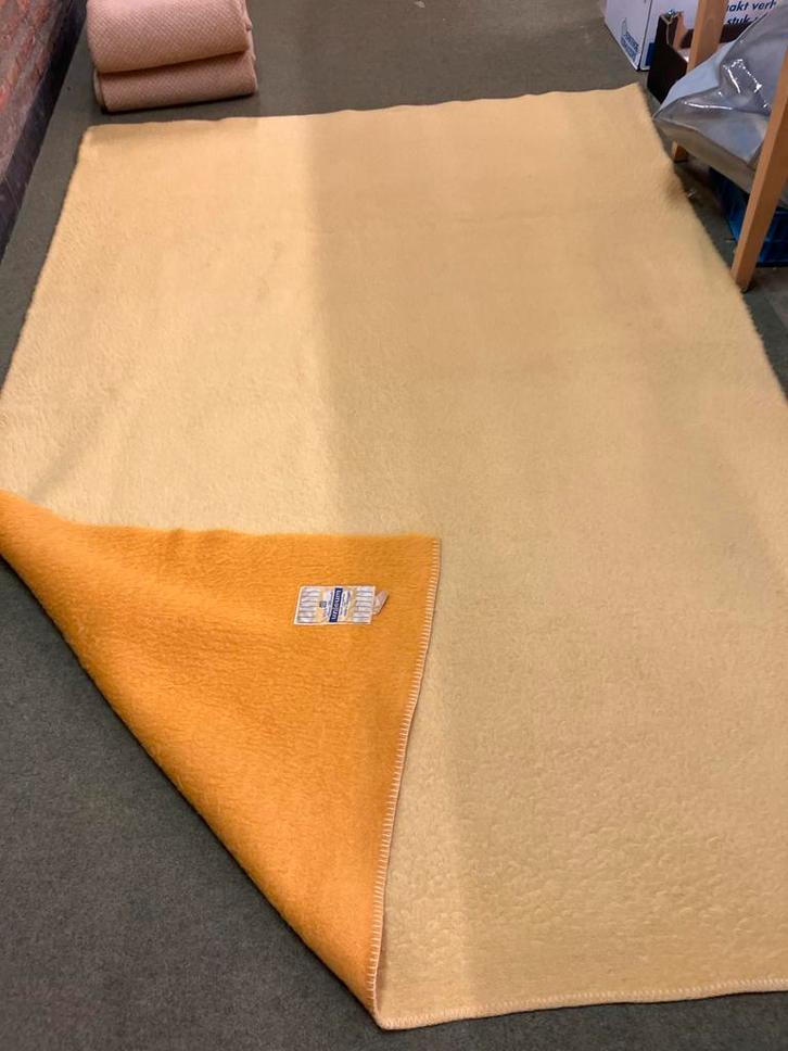 Zuiver Wol V&D Unicum Deken, Huis en Inrichting, Stoffering | Tapijten en Kleden, Zo goed als nieuw, 100 tot 150 cm, 200 cm of meer