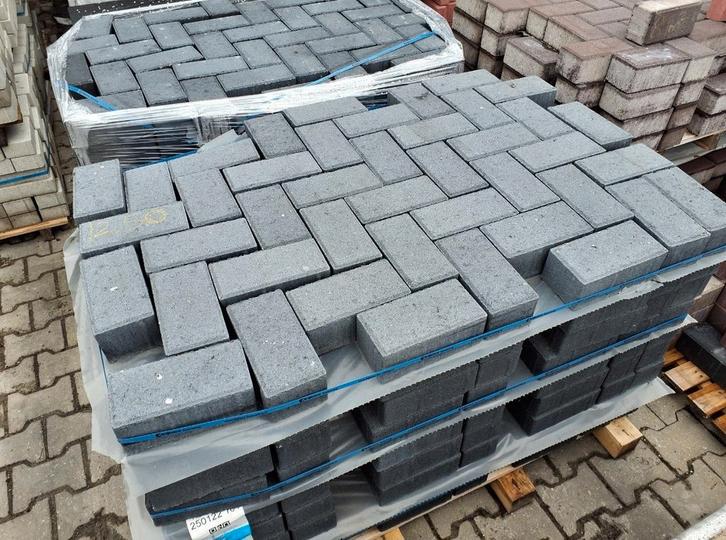 Betonklinkers 8cm - antraciet/grijs - 18m² - €12,50 koopje!, Tuin en Terras, Tegels en Klinkers, Zo goed als nieuw, Klinkers, Beton