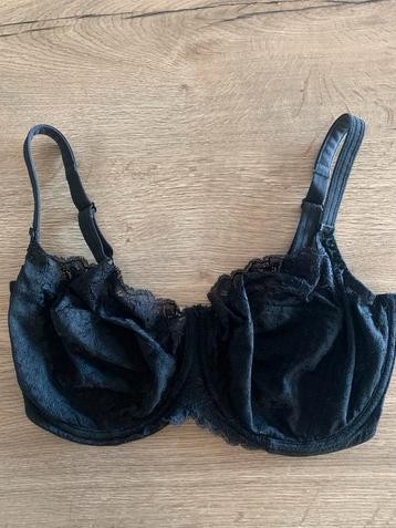 Panache 85G full cup beschikbaar voor biedingen