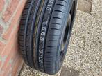 1 nieuwe band voor Ford Focus 215/552R16, Auto-onderdelen, Banden en Velgen, Ophalen, 215 mm, 16 inch, Banden en Velgen