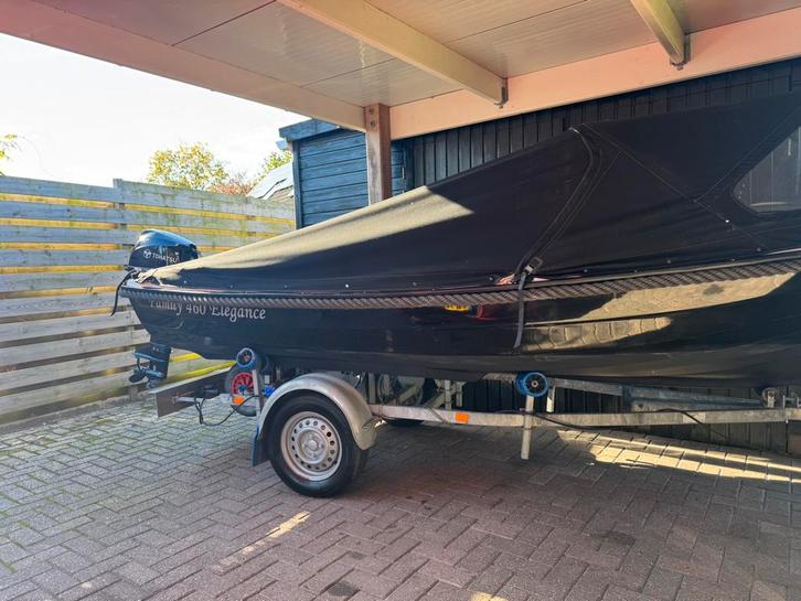 Sloep family elegance 460 tohatsu 9.8, Watersport en Boten, Sloepen, Zo goed als nieuw, Tot 10 pk, 3 tot 6 meter, Buitenboordmotor