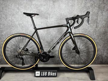 Nieuw! Felt FR Shimano 105 Di2 12 Speed Full Carbon 7,7kg!! beschikbaar voor biedingen
