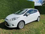 Ford Fiesta 1.25 Titanium , Airco, Voorwielaandrijving, Euro 5, 4 cilinders, Wit