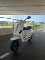 Vespa s70cc, Fietsen en Brommers, Ophalen of Verzenden, Zo goed als nieuw, Vespa LX