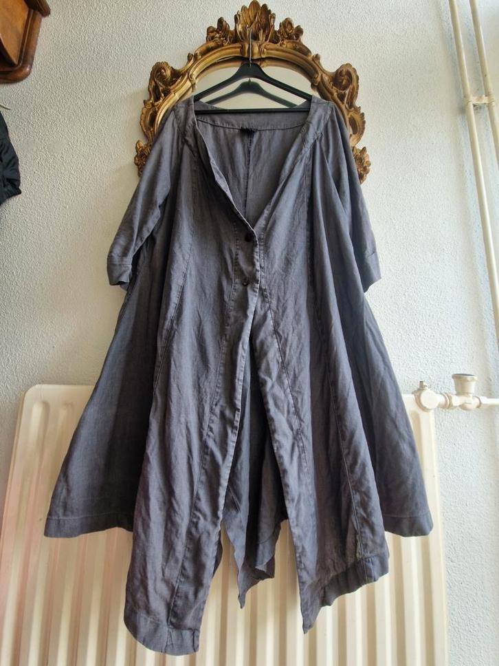 A-part Kristina donkergrijze linnen wijde a lijn jasje vest, Kleding | Dames, Grote Maten, Zo goed als nieuw, Trui of Vest, Grijs