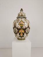 Makkum Tichelaar dekselpot, handgeschilderd porselein – NL, Antiek en Kunst, Ophalen